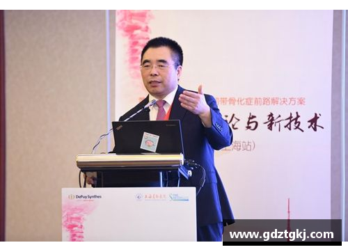 威尼斯wns9778沪上名医丨海军军医大学附属长海医院骨科主任李明_让“脊”成为健康的支柱 - 副本