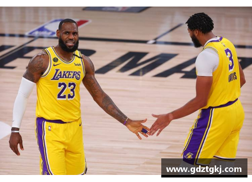 威尼斯wns9778NBA西部决赛：湖人对阵掘金，胜者晋级总决赛 - 副本